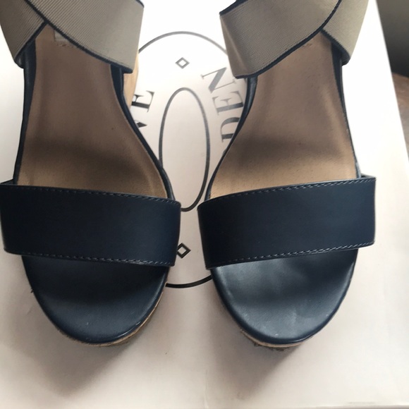 Steve Madden Wedges - Picture 6 of 9